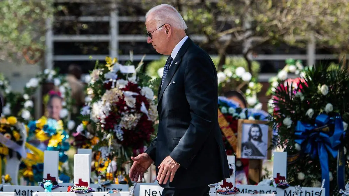 Joe Biden visita memorial de masacre en tEXAS